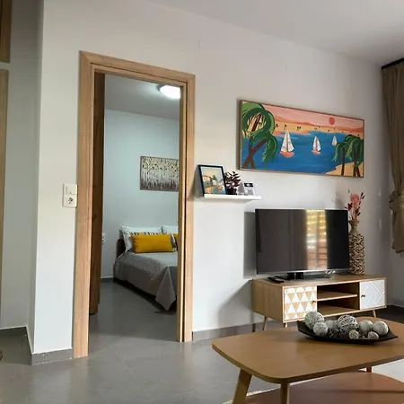 Olenas Modern Néa Alikarnassós